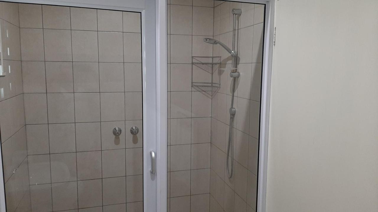 Feather Self Catering Accommodation Windhoek Dış mekan fotoğraf